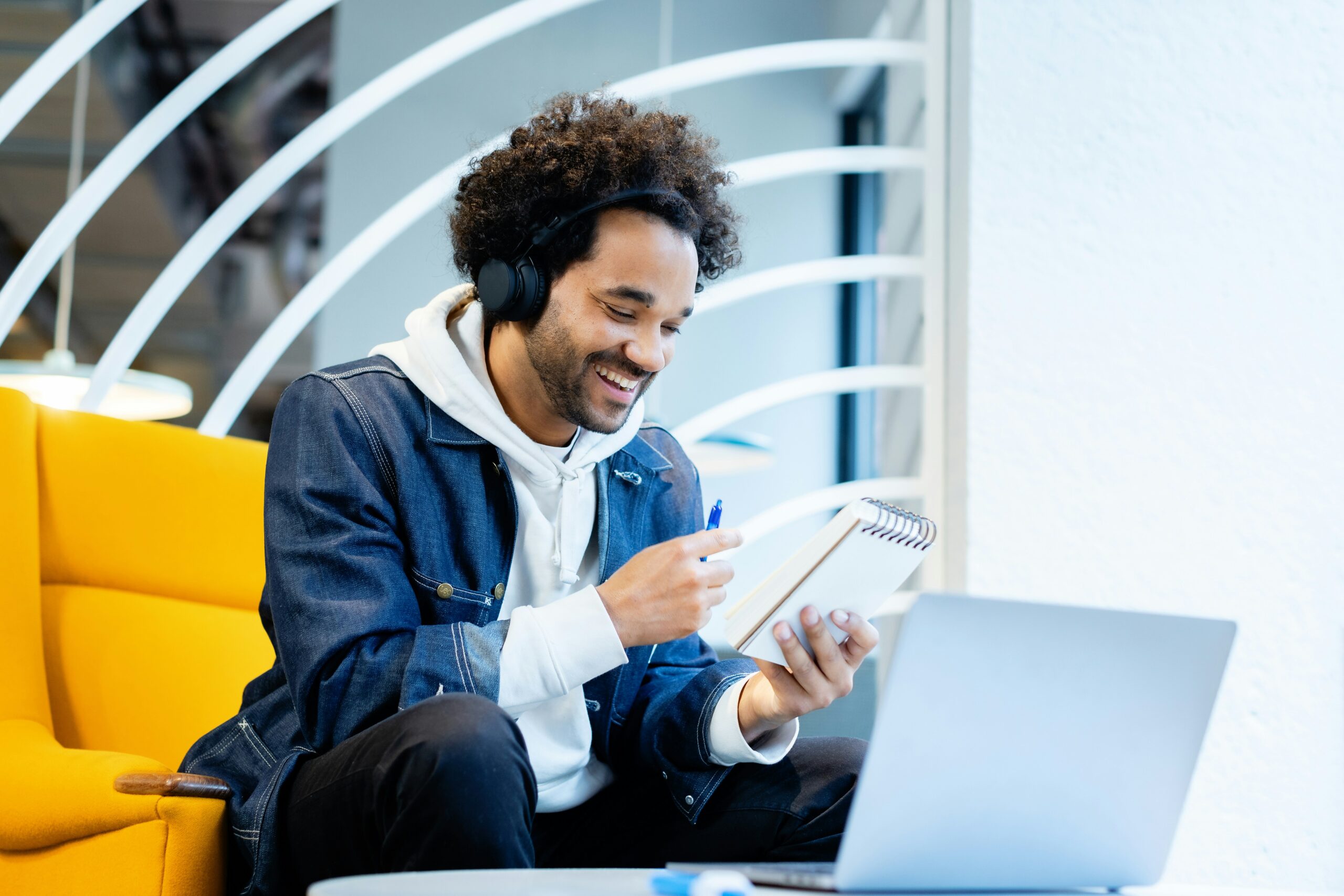 Rodeo project management software MEMLyO2otEI unsplash